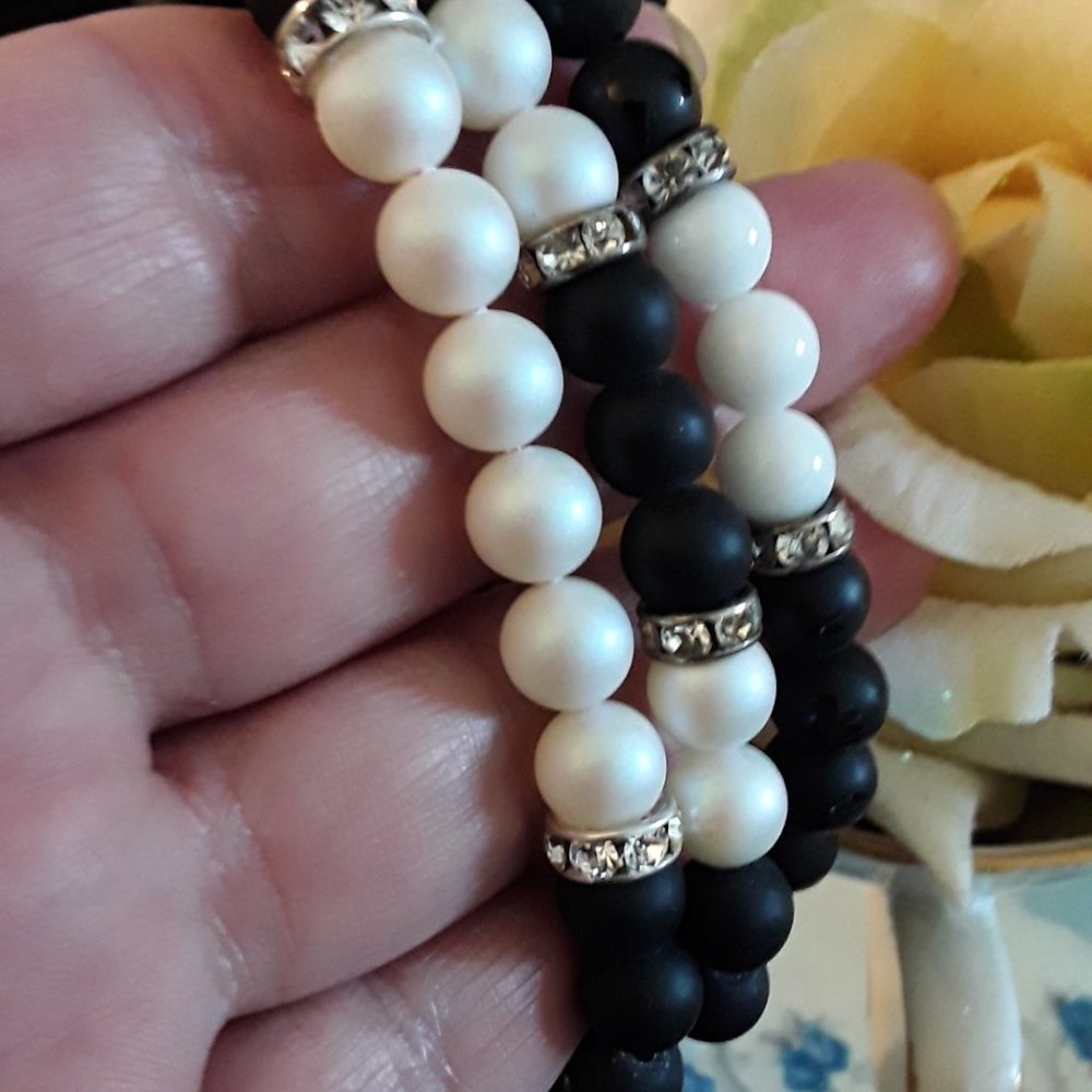 bracelets - Picture 2 of 2
